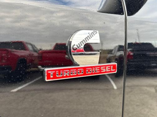 2021 RAM 2500 Laramie Crew Cab 4x4 6'4' Box