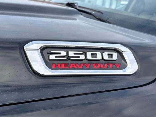 2021 RAM 2500 Laramie Crew Cab 4x4 6'4' Box