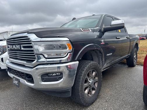 2021 RAM 2500 Laramie Crew Cab 4x4 6'4' Box