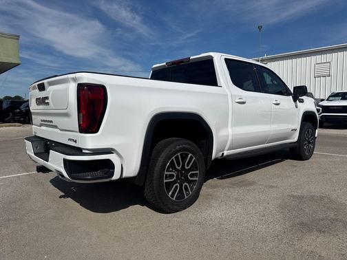 Summit White 2026 GMC Sierra 1500 AT4