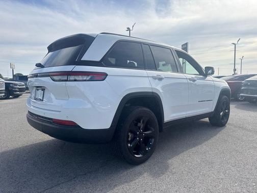 2025 Jeep Grand Cherokee Altitude