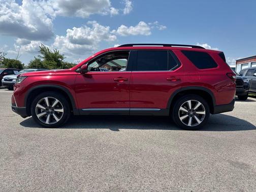 2023 Honda Pilot Touring 8-Passenger