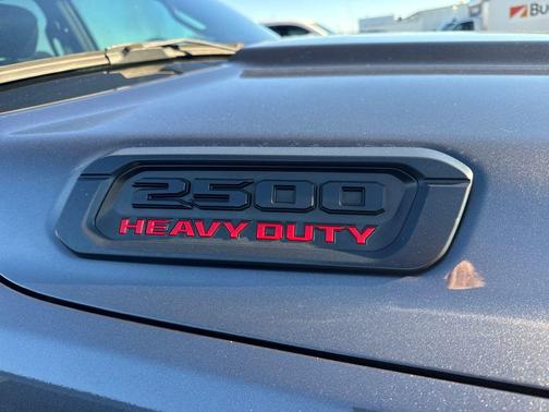 2022 RAM 2500 Laramie Crew Cab 4x4 6'4' Box