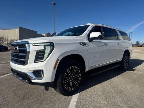 2026 GMC Yukon XL 4WD Elevation