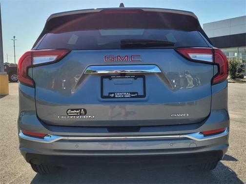 2024 GMC Terrain Denali