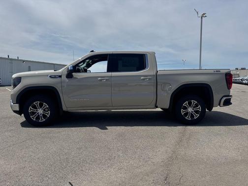 Coastal Dune 2026 GMC Sierra 1500 SLE