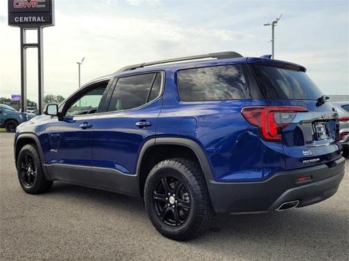 2023 GMC Acadia AWD AT4