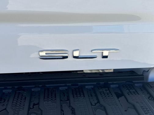 2026 GMC Sierra 2500 SLT