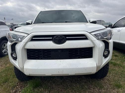 White 2022 Toyota 4Runner SR5 Premium