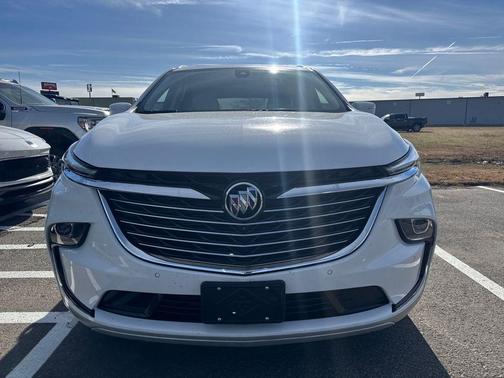 2024 Buick Enclave Essence FWD