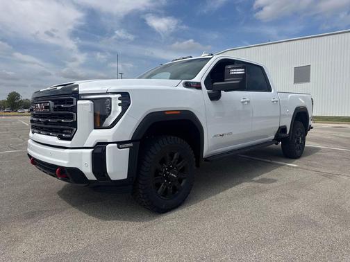 Summit White 2026 GMC Sierra 2500 AT4