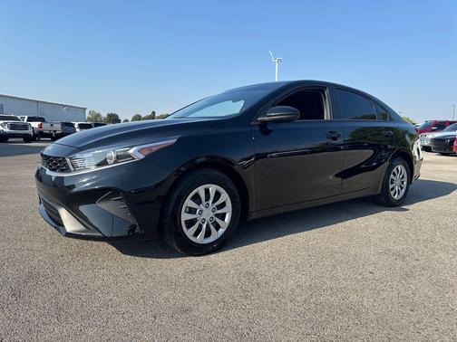 2023 Kia Forte LX
