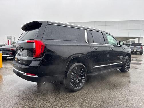 2026 GMC Yukon XL 4WD Elevation