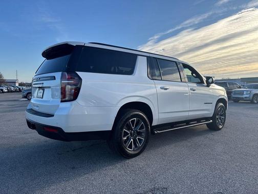 2024 Chevrolet Suburban 4WD Z71