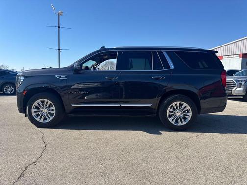 2024 GMC Yukon SLT