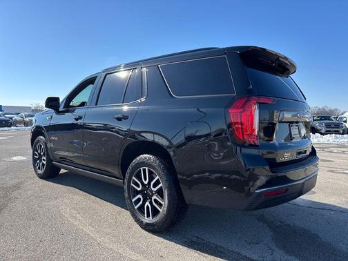 2023 GMC Yukon 4WD AT4