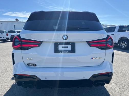2022 BMW X3 M40i