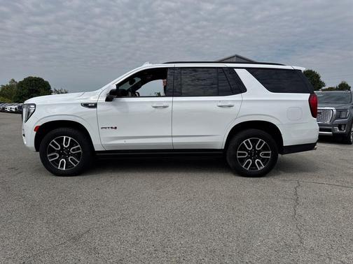 2022 GMC Yukon 4WD AT4