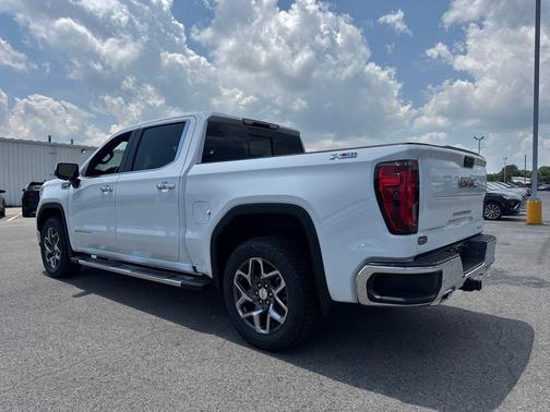 Summit White 2026 GMC Sierra 1500 SLT