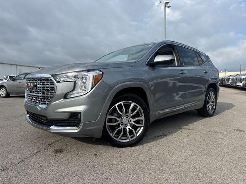 Sterling Metallic 2023 GMC Terrain Denali