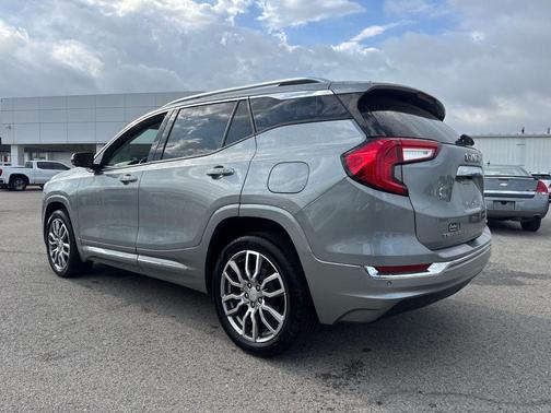 Sterling Metallic 2023 GMC Terrain Denali