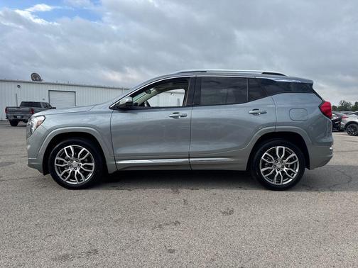 Sterling Metallic 2023 GMC Terrain Denali