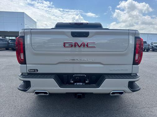 Coastal Dune 2026 GMC Sierra 1500 Denali