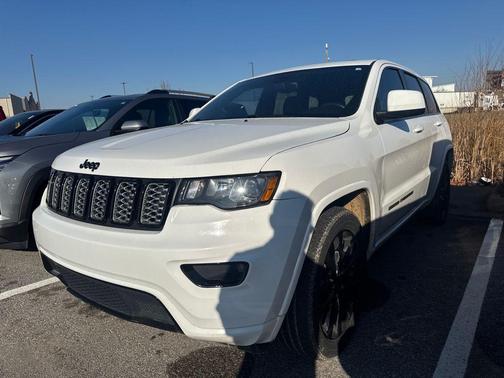 2017 Jeep Grand Cherokee Altitude