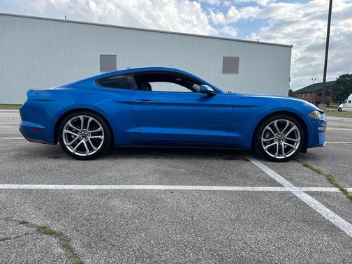 Velocity Blue Metallic 2021 Ford Mustang EcoBoost Premium