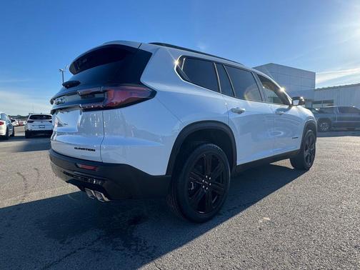 2026 GMC Acadia Elevation FWD