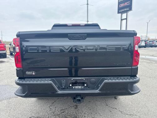 2024 Chevrolet Silverado 1500 Custom