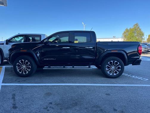 2024 GMC Canyon Denali