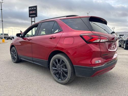 2022 Chevrolet Equinox FWD RS