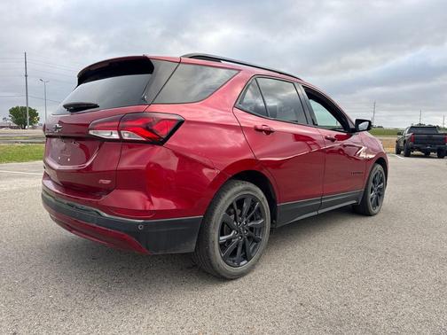 2022 Chevrolet Equinox FWD RS
