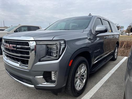 2022 GMC Yukon XL SLT