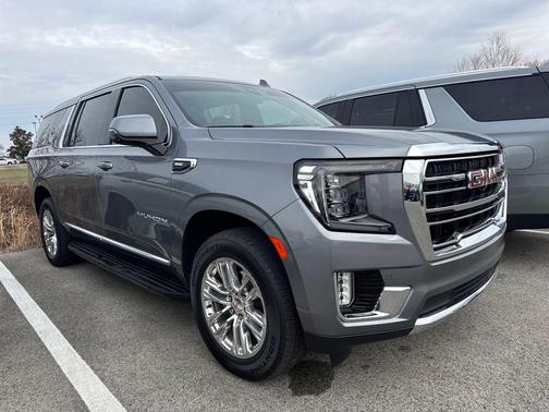 2022 GMC Yukon XL SLT