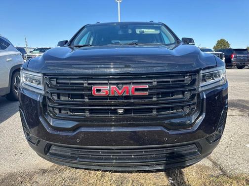 2022 GMC Acadia AWD SLT