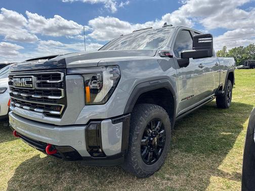 Thunderstorm Gray 2025 GMC Sierra 2500 AT4