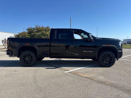 2026 GMC Sierra 2500 AT4
