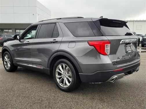 Carbonized Gray Metallic 2021 Ford Explorer Limited