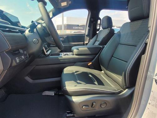 2024 GMC Sierra EV Denali Edition 1