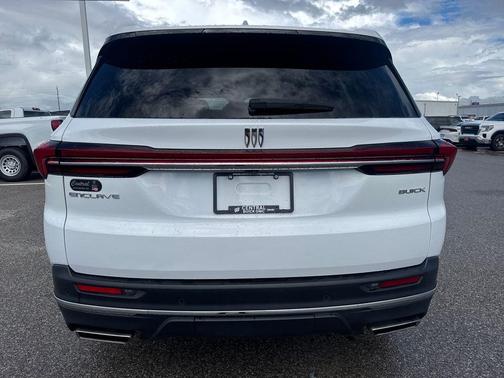 Summit White 2025 Buick Enclave Preferred FWD