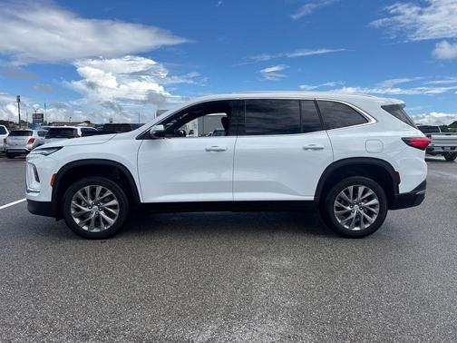 Summit White 2025 Buick Enclave Preferred FWD