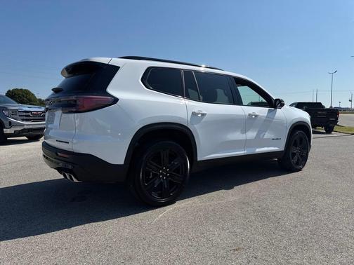 2026 GMC Acadia Elevation FWD