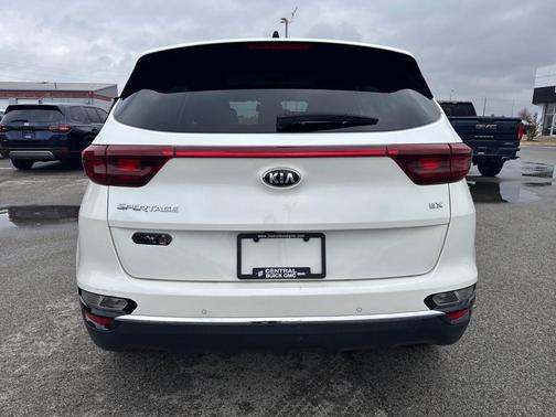 2022 Kia Sportage EX