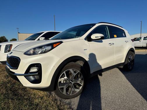 2022 Kia Sportage EX