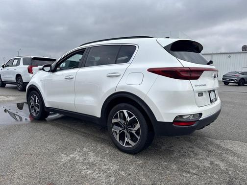 2022 Kia Sportage EX