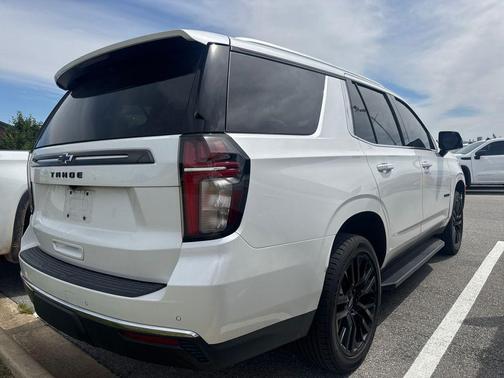 Iridescent Pearl Tricoat 2021 Chevrolet Tahoe LT