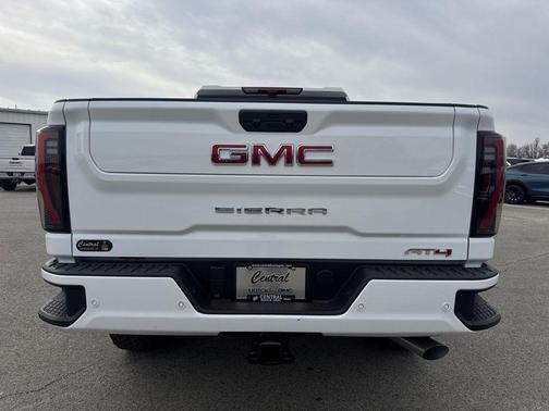 2026 GMC Sierra 2500 AT4