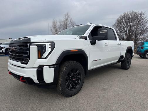 2026 GMC Sierra 2500 AT4